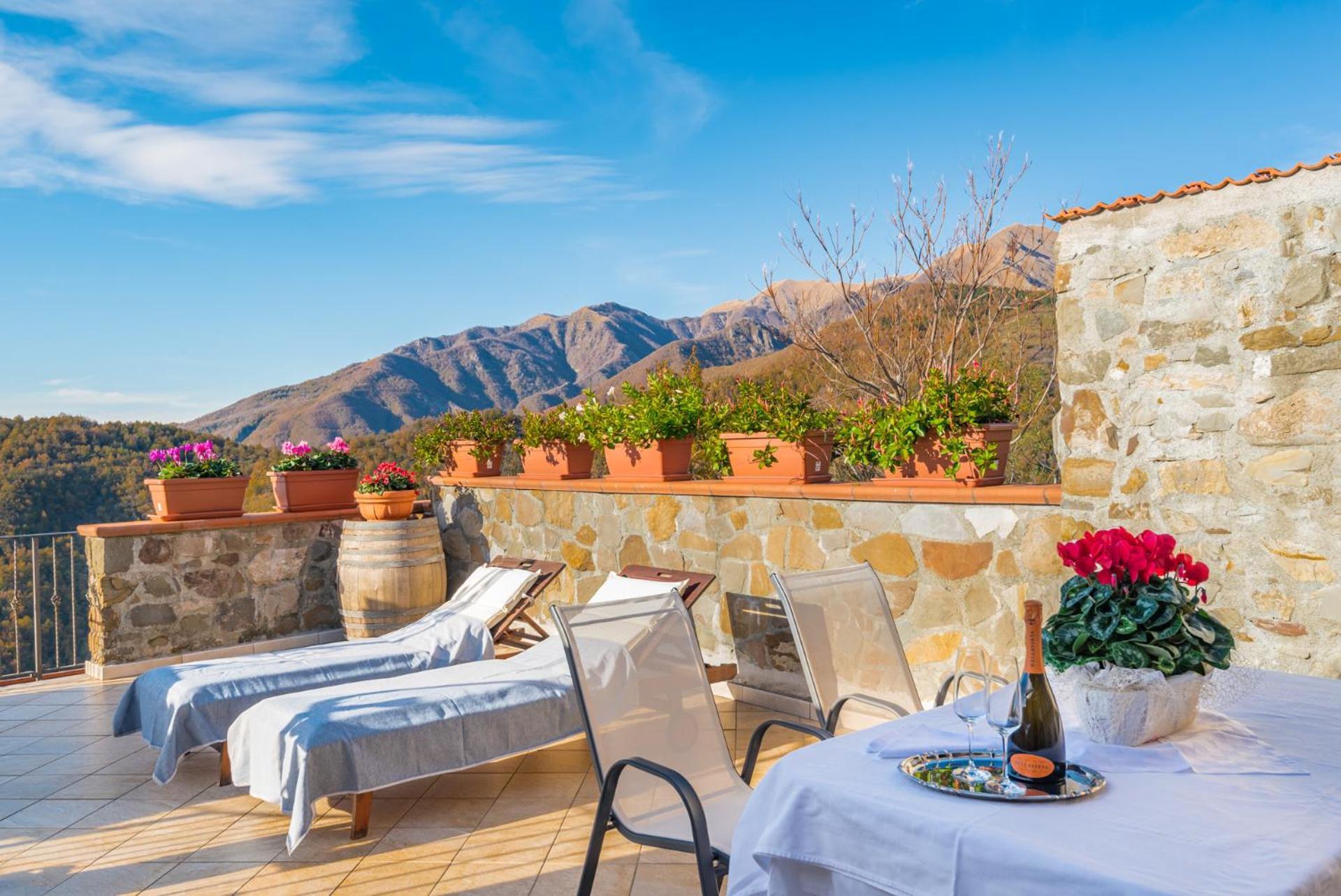 Vivi Luxury Country House Comano  Exterior photo